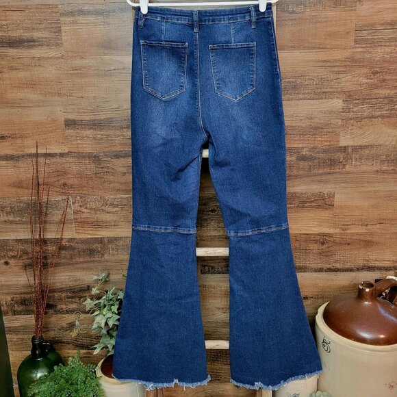 YMI Jeans Size 31 Chloe Flare High Rise Fray Hem Medium Wash Western Boho - Picture 2 of 10